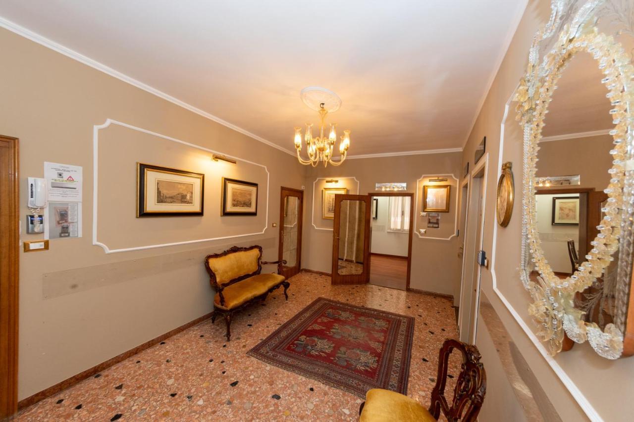 Apartment Calle della Madonna Ramo Bao