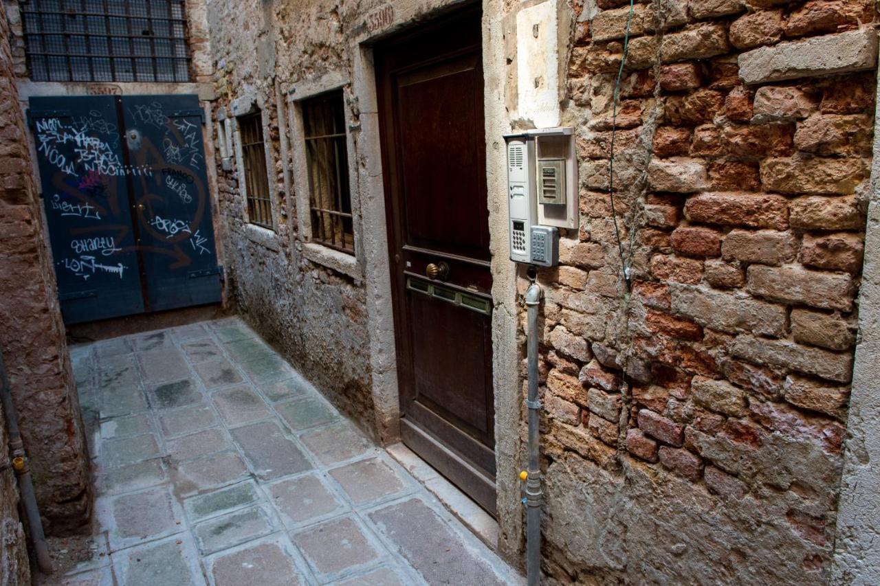 Apartment Calle della Madonna Ramo Bao