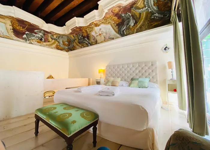 Palace Luxury